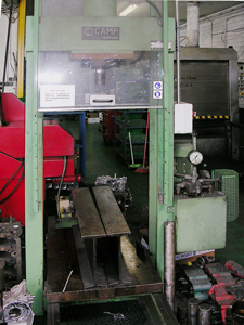 prensa encamisado de bloques